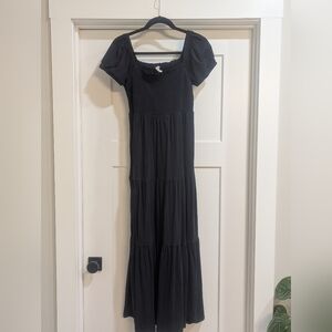 Black Tiered Maxi Sundress with Puff Sleeves